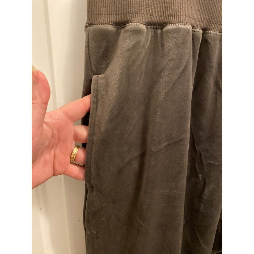 New Ruby Ribbon Women's Size XL taupe Velvet Velour Comfort Lounge Pants Mink - Picture 3 of 7